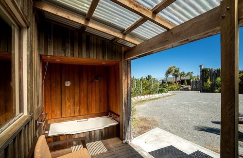 Punakaiki Cabin | Cottage Rental for Couples on West Coast of South Island, New Zealand