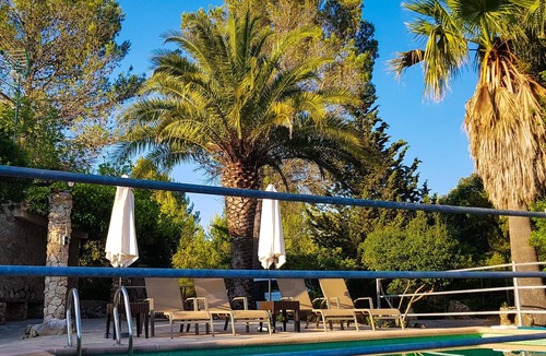 Campanet Villa | Cottage with private pool, free WIFI, mountain views and huge garden.