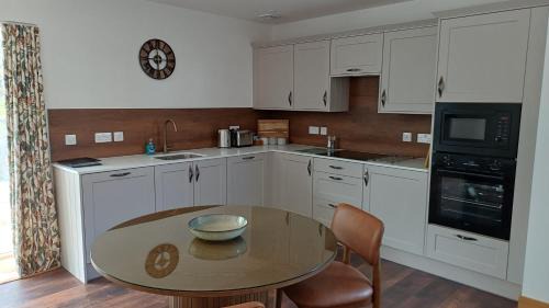 Suladale House | Cottages Lyndale Farm