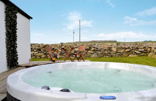 Whithorn House | Cotters Cottage - Uk10922