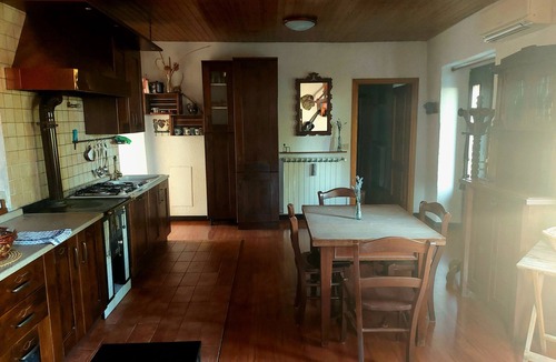 San Dorligo della Valle House | Country House 'Trieste Per Te Natura E Relax' with Mountain View, Private Garden and Wi-Fi