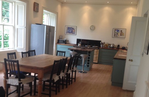 Monzie House | Country house with hot tub, sleeps 12 - pets and children welcomed!
