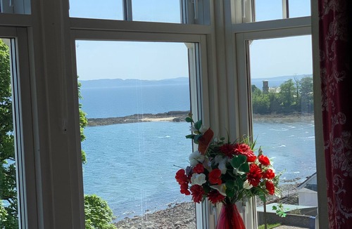 Rothesay House | Country Property, Spectacular Seaviews & Hot Tub, 6 en-suite bedrooms Sleeps 12+