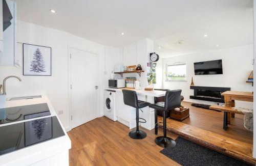 Bulmer House | Countryside Lodge in Bulmer, Suffolk