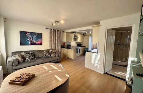 Willesborough House | Countryside Stay - Ashford Outlet & Eurotunnel