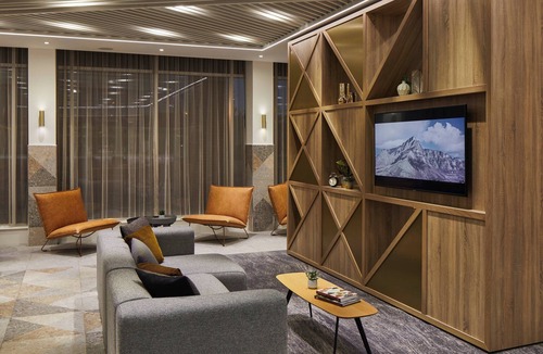 Royal Docks Hotel | Courtyard by Marriott London City Airport