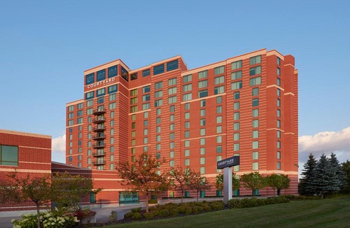 Ottawa Division Hotel | Courtyard by Marriott Ottawa East