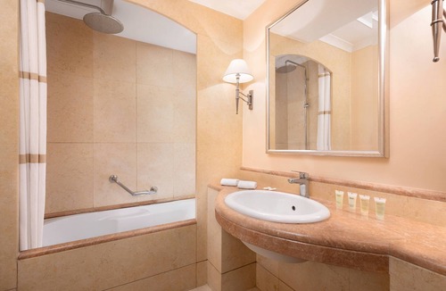 Trionfale Hotel | Courtyard by Marriott Rome Central Park