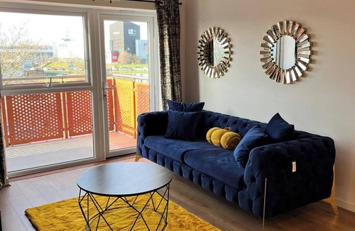 West Thurrock Apartment | Cozy 2-Bed Apartment in Grays