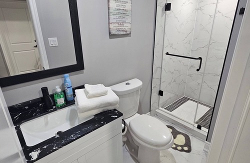 Rosemount Apartment | Cozy 2 Bedrm with separate entrance