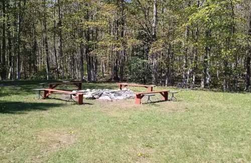 Colpoys Bay Apartment | Cozy Comfort Double Room 05– Peninsula Motel, Minutes from Wiarton Waterfront