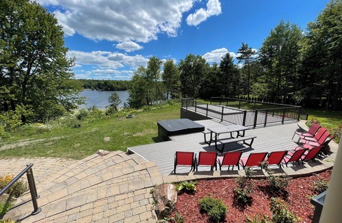 Rideau Lakes Cottage | Cozy cottage home close to nature includes game room, fitness equip, & Hot Tub.