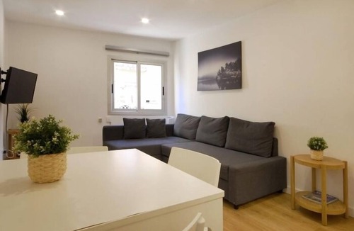 El Port Apartment | Cozy apartment near Barcelona