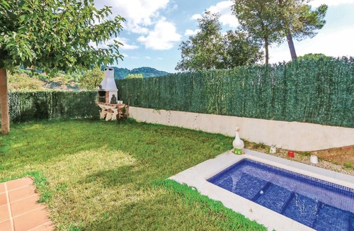 Sant Cebria de Vallalta House | Cozy home in St. Cebrià de Vallalta