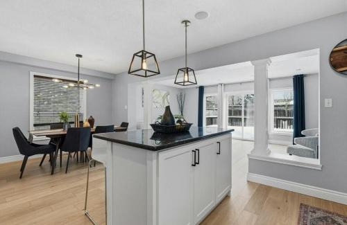 Kitchener House | Cozy Kitchener-Waterloo Home