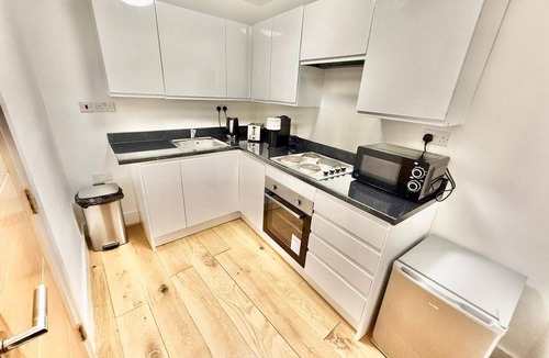 Childs Hill Apartment | Cozy & Modern Studio – Golders Green Flat 4