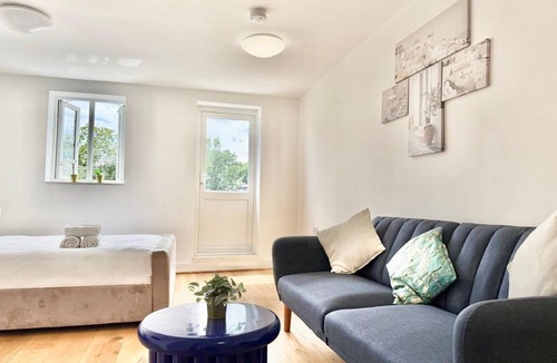 Childs Hill Apartment | Cozy & Modern Studio – Golders Green Flat 4
