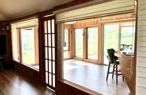 Fort Erie Cottage | Cozy Niagara Riverside House Cottage – Breathtaking Views & EV Charger
