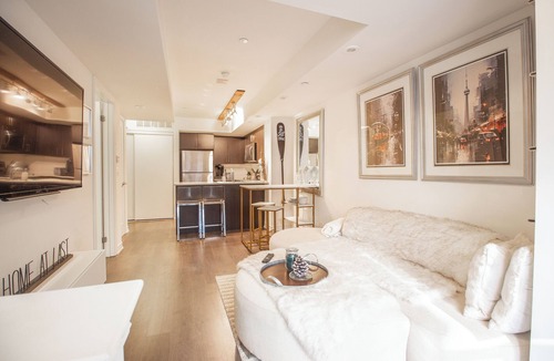 Long Branch Apartment | Cozy nook walking distance from lake.