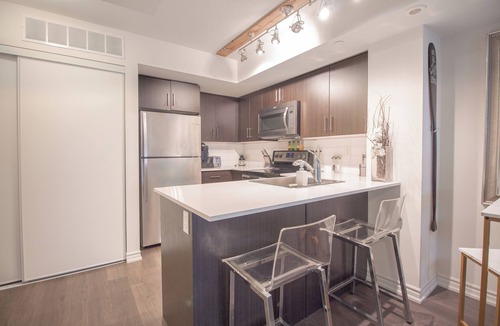 Long Branch Apartment | Cozy nook walking distance from lake.