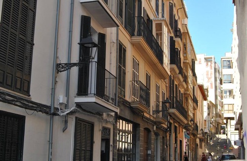 La Missio Apartment | Cream Homes La Rambla, INTERIOR TOURISM Accommodation