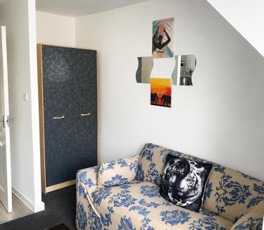 Chadwell Apartment | Crescent Loft Apartment - 1 Bedroom