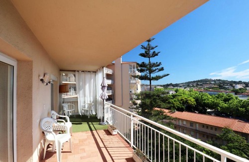 Sant Feliu de Guixols Apartment | Creu de sant pol, apartamento 6 pax a pocos metros Playa Sant Pol F30036