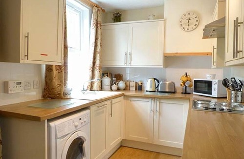 Cairnbaan House | Crinan Canal Cottage, Kilmartin
