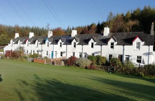 Cairnbaan House | Crinan Canal Cottage