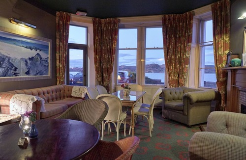 Lochgilphead Hotel | Crinan Hotel