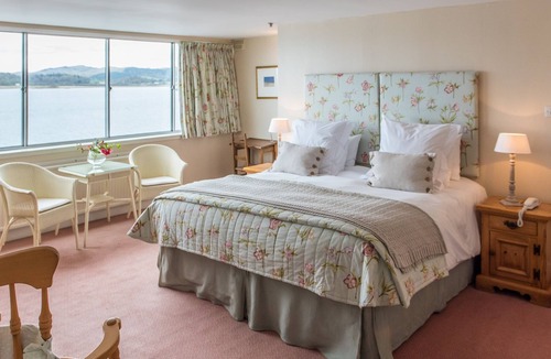 Lochgilphead Hotel | Crinan Hotel