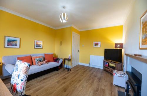 Burntisland House | Croftgary Snug