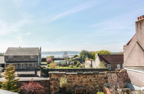 Dunfermline House | Crown Cottage
