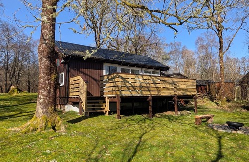 Taynuilt Cabin | Cruachan is a charming cabin, in peaceful, woodland location by babbling burn.