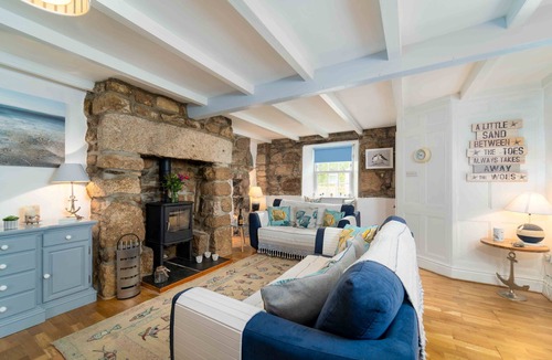 Lelant House | Curlew Cottage, Lelant- Sleeps 4 – Garden – Dog Friendly