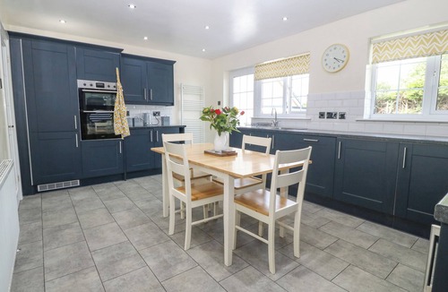 Llangefni Cottage | CYNEFIN, pet friendly, with a garden in Llangefni