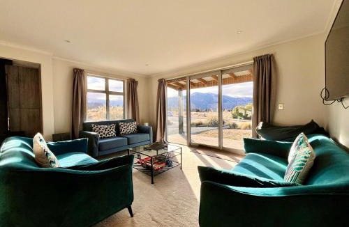 Tekapo House | D'Archiac Cottage - Lake Tekapo