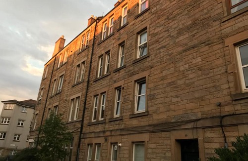 Dalry Apartment | Dalry Flat