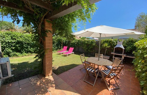 Mas Pinell Ski Chalet | Daró 2D 135 - A/C, Pool, Parking