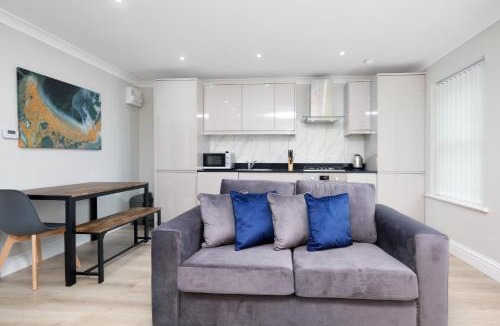 Chalfont St Giles Apartment | Deanway Serviced Apartments Chalfont St Giles By 360Stays