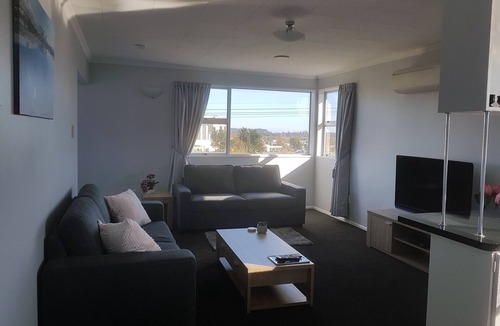 Hokitika Apartment | Delight On Dalton - A place to rest and relax.