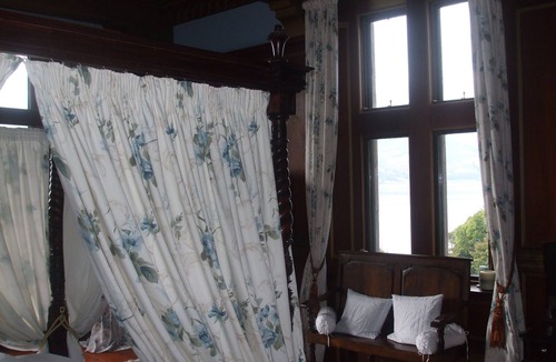 Kilcreggan Other | Delightful 11-bedroom waterfront castle by Loch Long in historic Argyll awaits