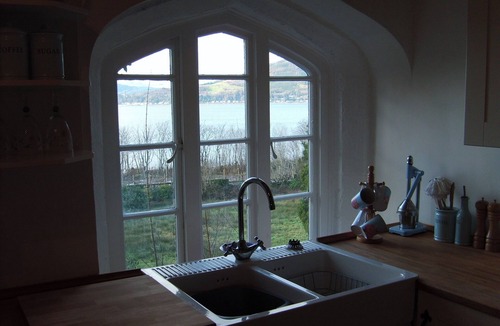 Kilcreggan Other | Delightful 11-bedroom waterfront castle by Loch Long in historic Argyll awaits