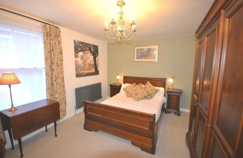 Sandwich Apartment | Delightful Cottage in Sandwich - One Bedroom