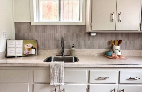 Humber Bay Apartment | Delightful Suite by Lake Ontario!
