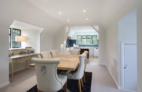 Fulmer Apartment | Deluxe Apartment - Countryside View