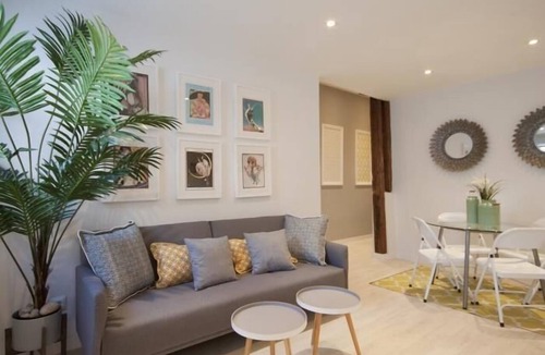 Golden Triangle of Art Apartment | Deluxe Loft By The Prado Museum