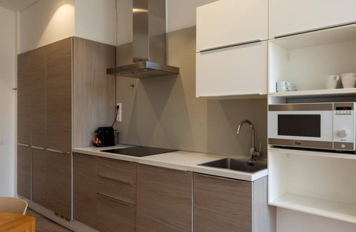 L'Antiga Esquerra de l'Eixample Apartment | DELUXE THREE BEDROOM APARTMENT