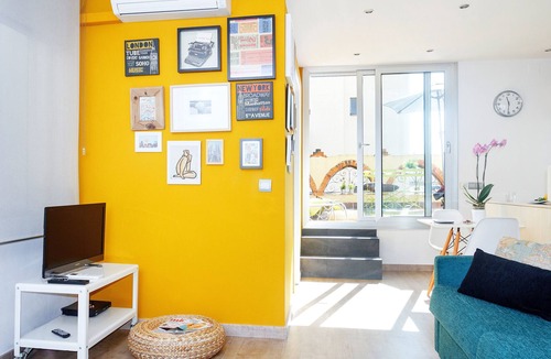 El Poble-sec Apartment | Design penthouse with private terrace 5 minutes from Las Ramblas