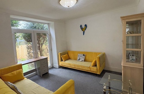 Mountain Ash Cottage | Detached Cottage Sleeps 8